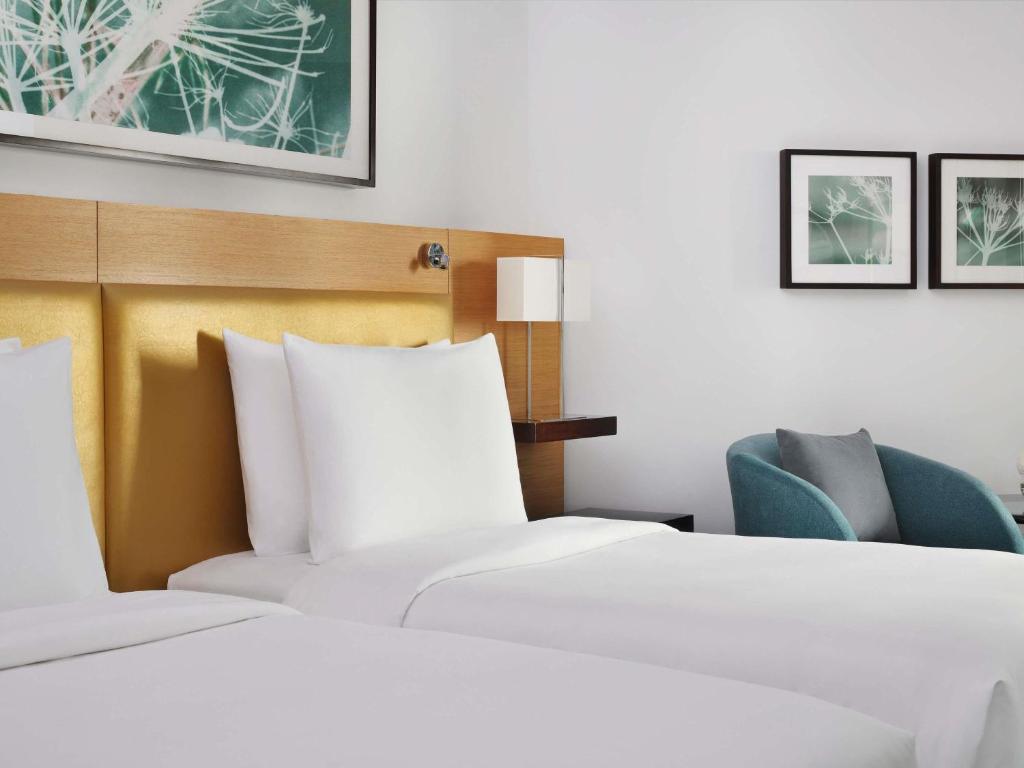 Mövenpick Hotel Jumeirah Beach - Resim 24