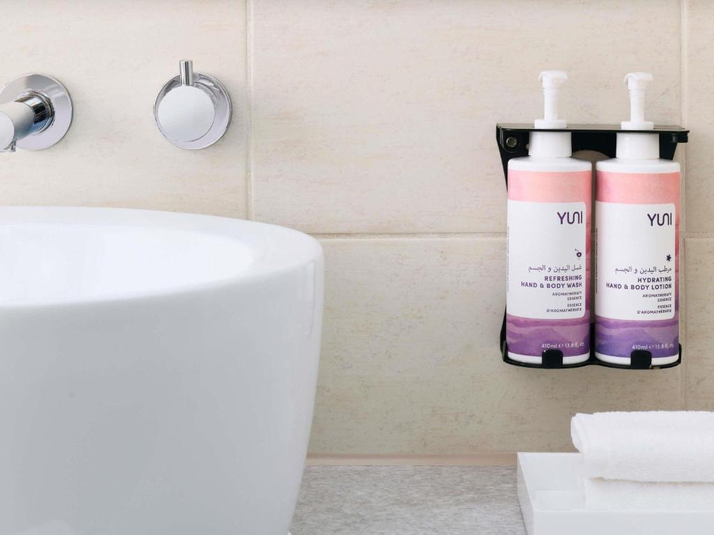 Mövenpick Hotel Jumeirah Beach - Resim 35