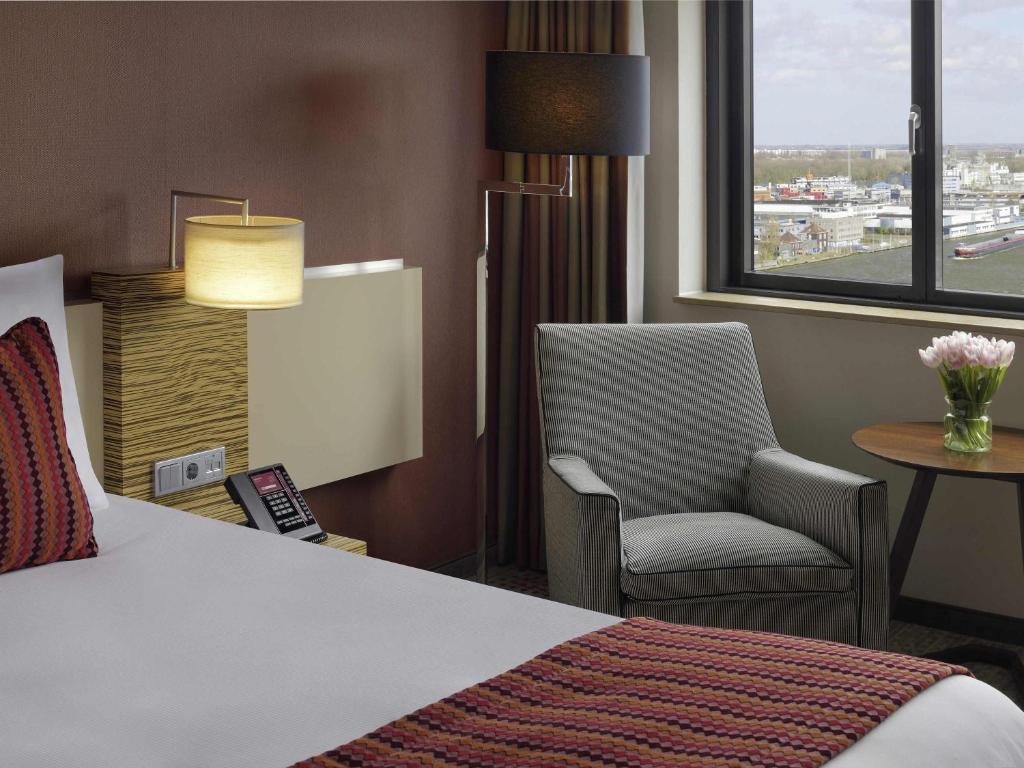 Mövenpick Hotel Amsterdam City Centre - Resim 19