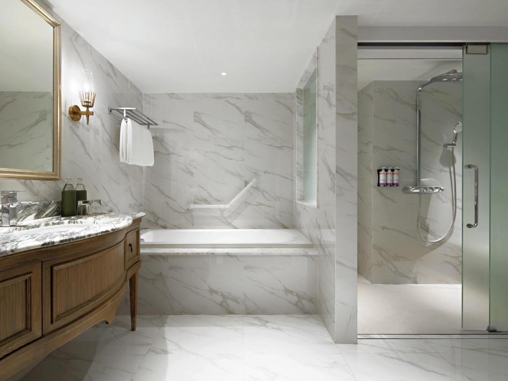 Mövenpick BDMS Wellness Resort Bangkok - Resim 38