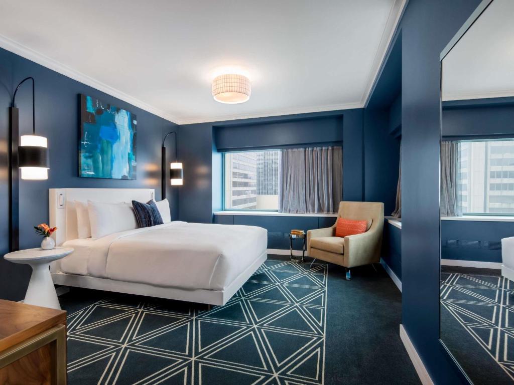 Fairmont The Queen Elizabeth - Resim 44