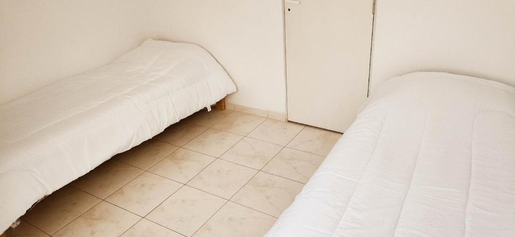 dpto GAMA a cuadras del corsodromo