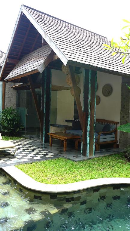 Tejaprana Bisma - CHSE Certified - 12