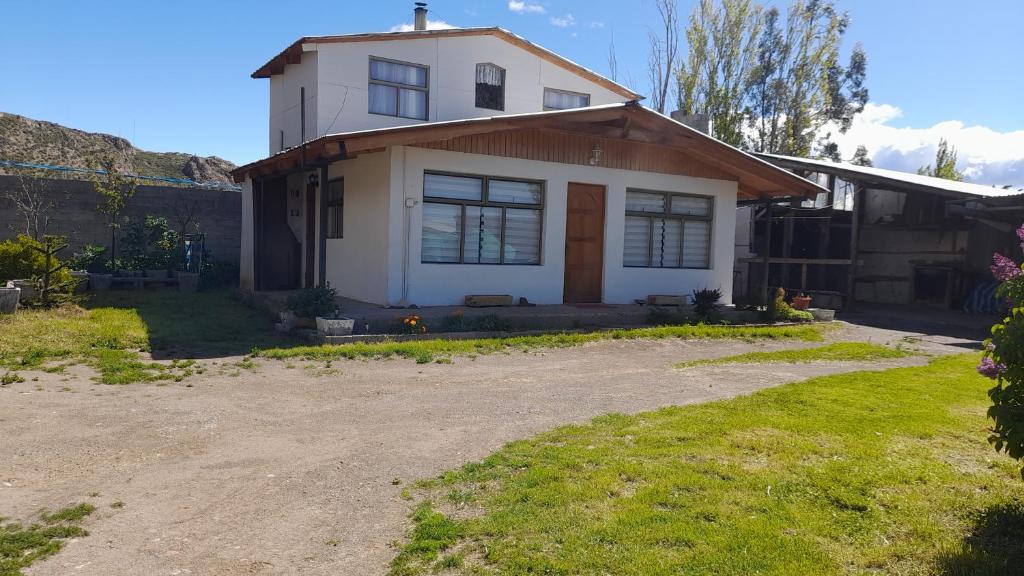 El edificio en el que está la casa vacacional