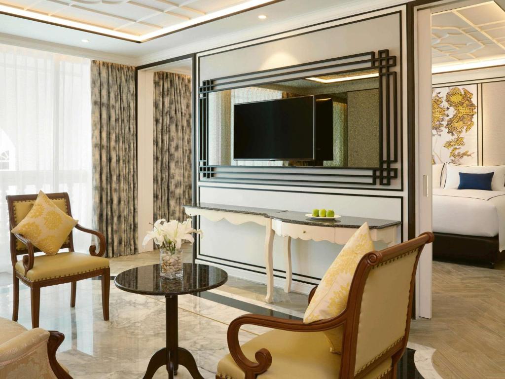 Mövenpick Myth Hotel Patong Phuket - Resim 30