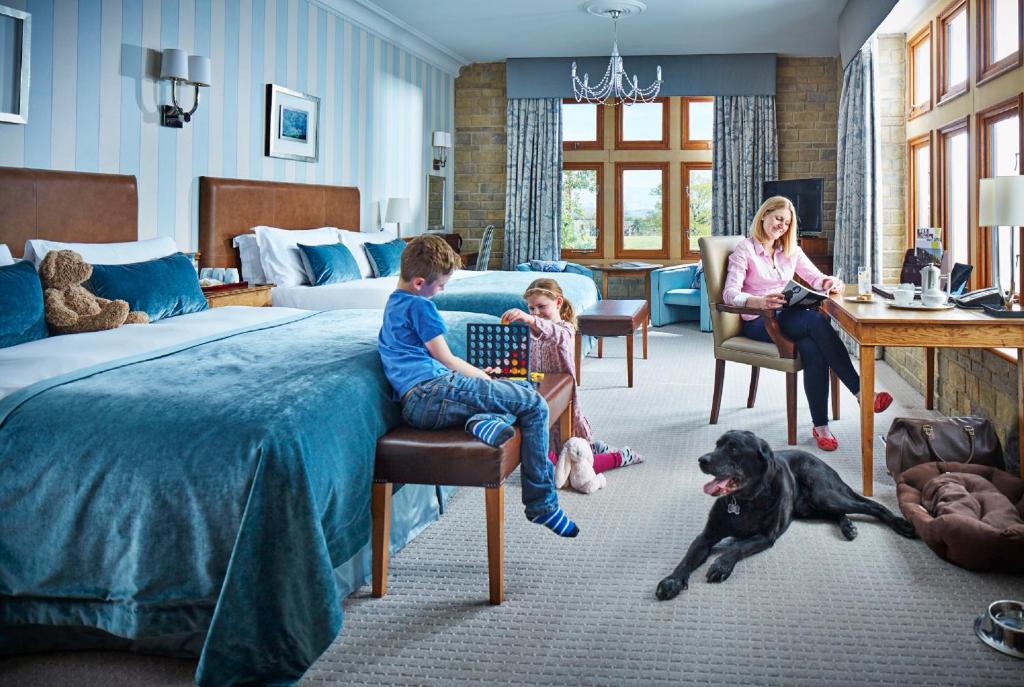 South Lodge - 