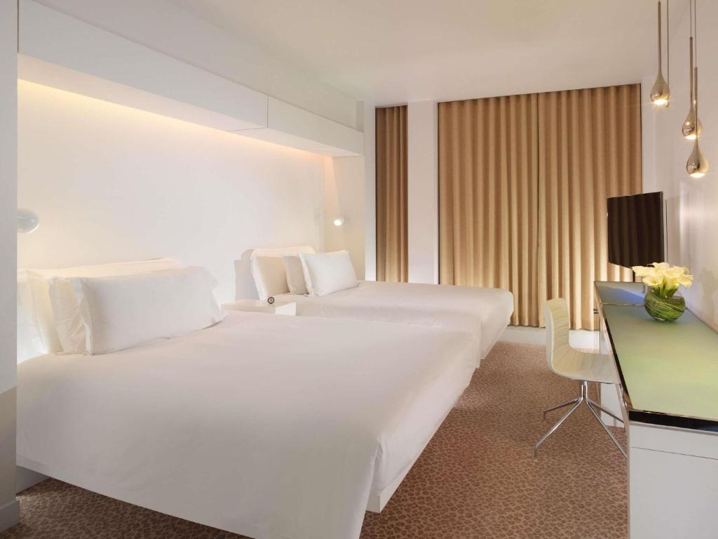 St Martins Lane London - Resim 23