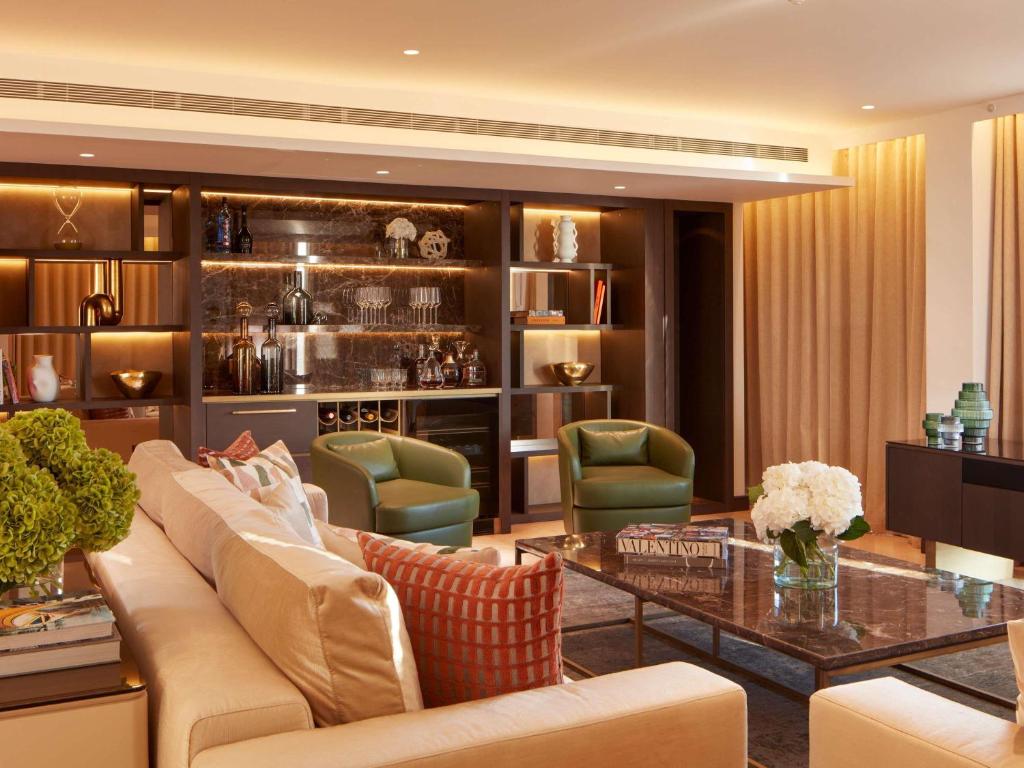 St Martins Lane London - Resim 29