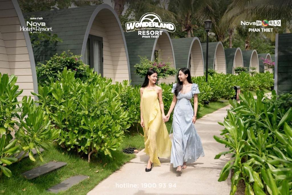 O grădină în afara Wonderland Resort Phan Thiet