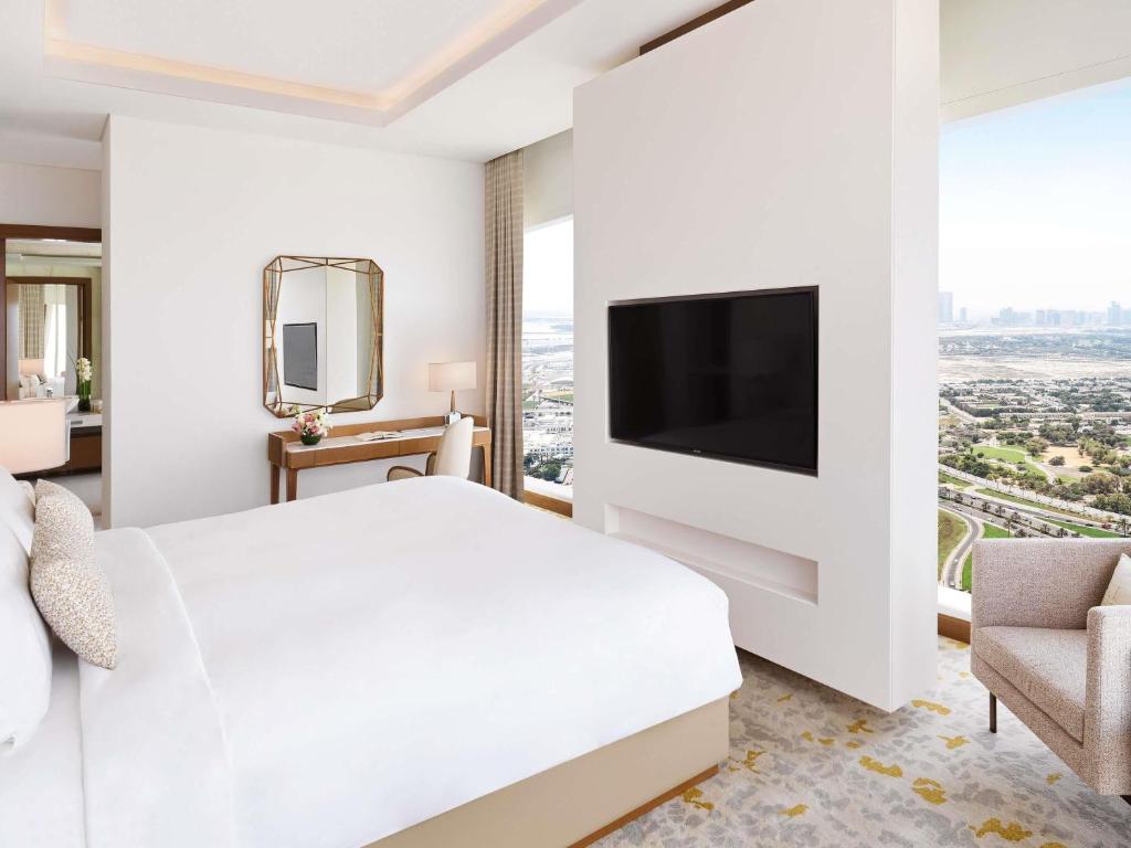 Sofitel Dubai The Obelisk - Resim 30