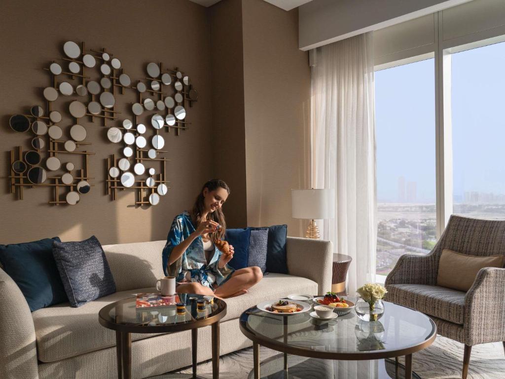 Sofitel Dubai The Obelisk - Resim 42