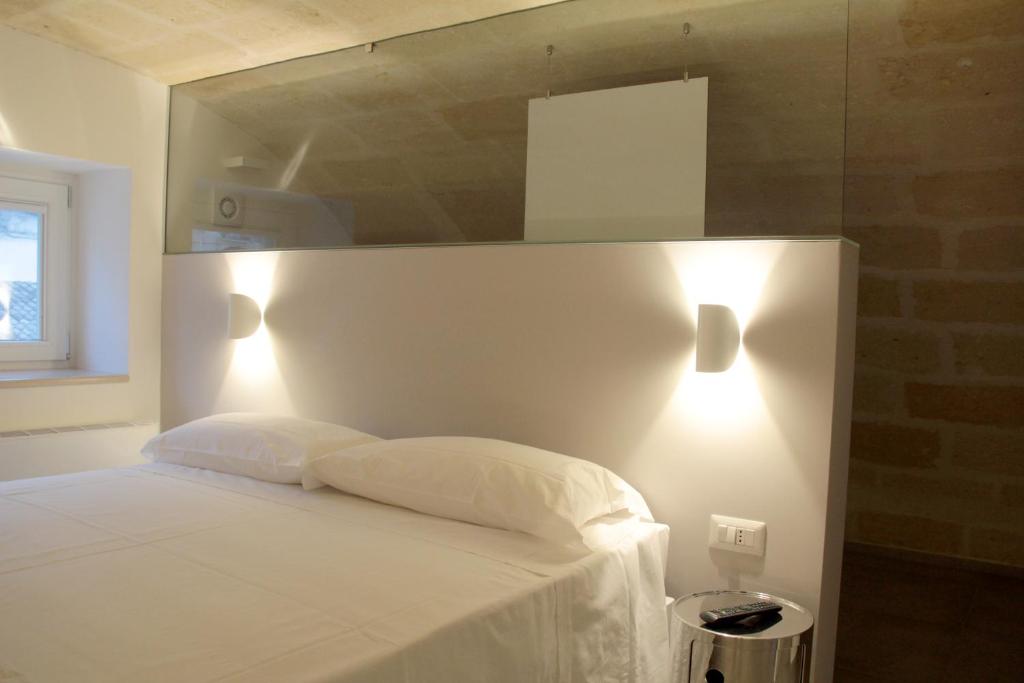 Postel nebo postele na pokoji v ubytování Lamia Room Rentals