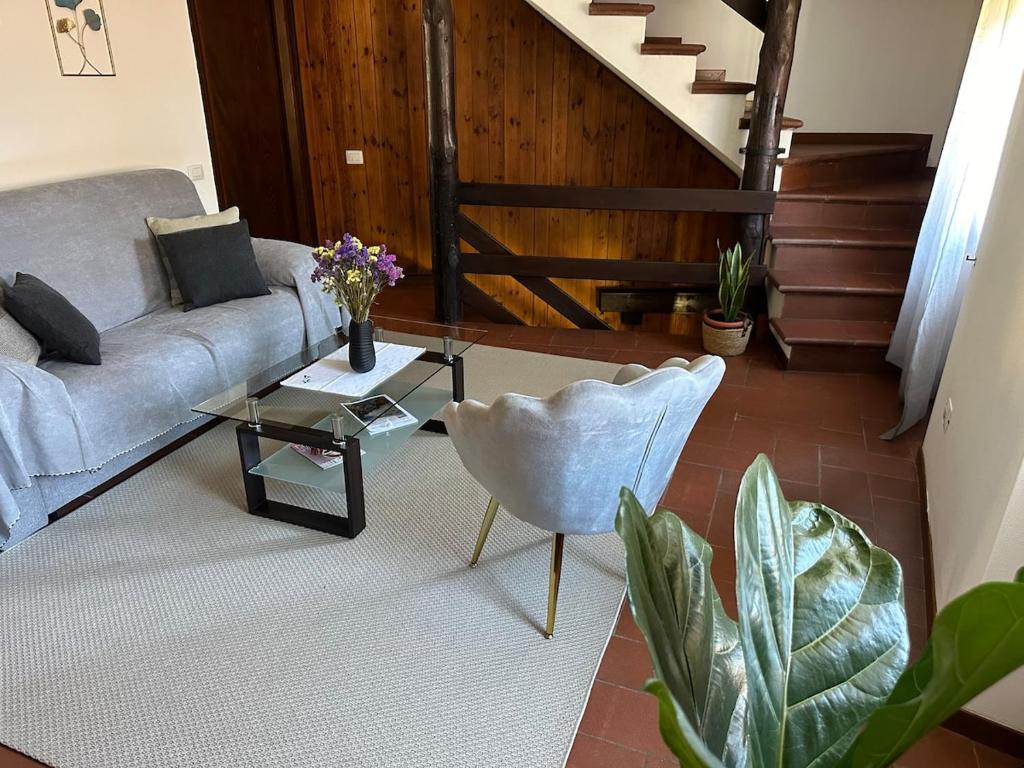 Dina’s Flower House - Casa De Vacaciones