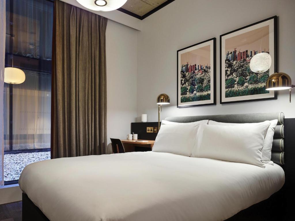 TRIBE London Canary Wharf - Resim 15