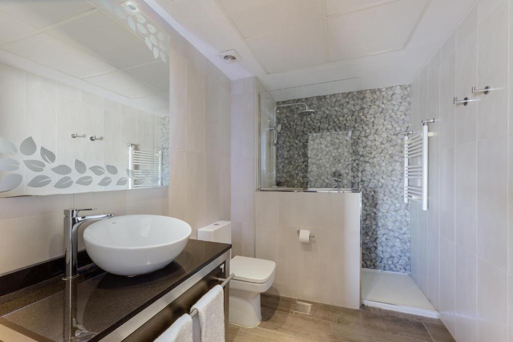 Hotel Reina Cristina - 10