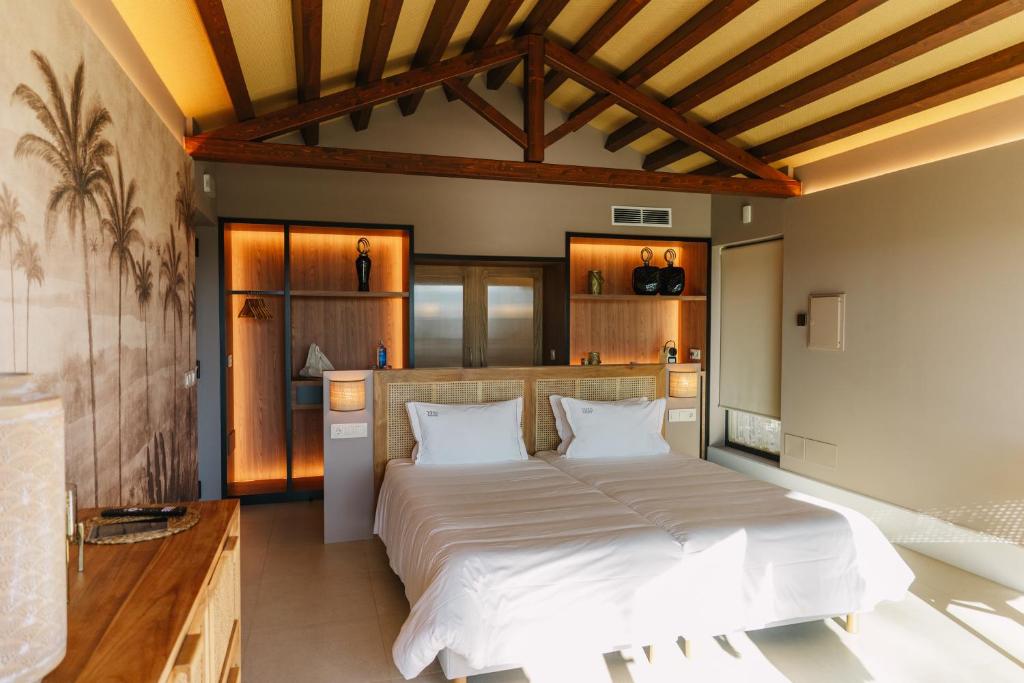 1930 Boutique Hotel - 9