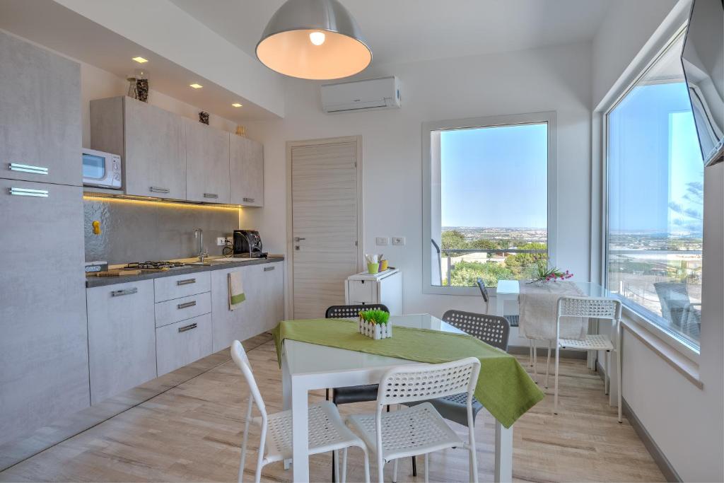 Η κουζίνα ή μικρή κουζίνα στο Villa Vani Guest House