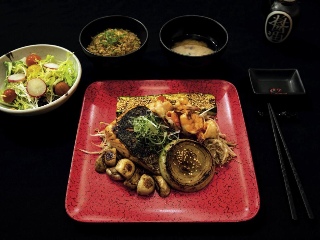 Mövenpick Grand Al Bustan - Resim 29