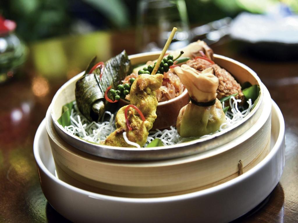 Mövenpick Grand Al Bustan - Resim 30