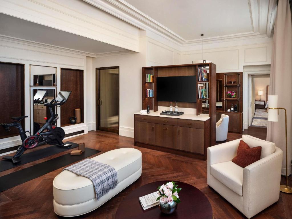 Raffles London at The OWO - Resim 16