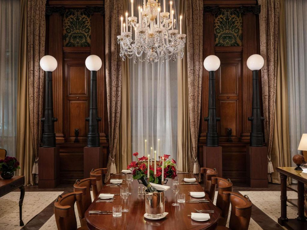 Raffles London at The OWO - Resim 34