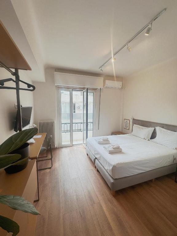 
Deluxe Double or Twin Room with Balcony
