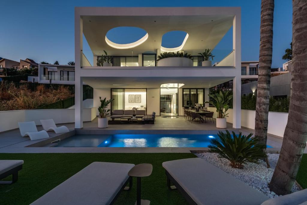 Villa Moderna Estepona