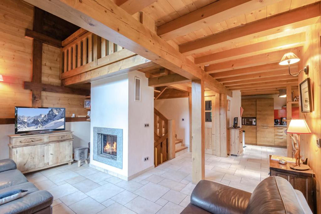 Family chalet with terrace and garden in Chamonix