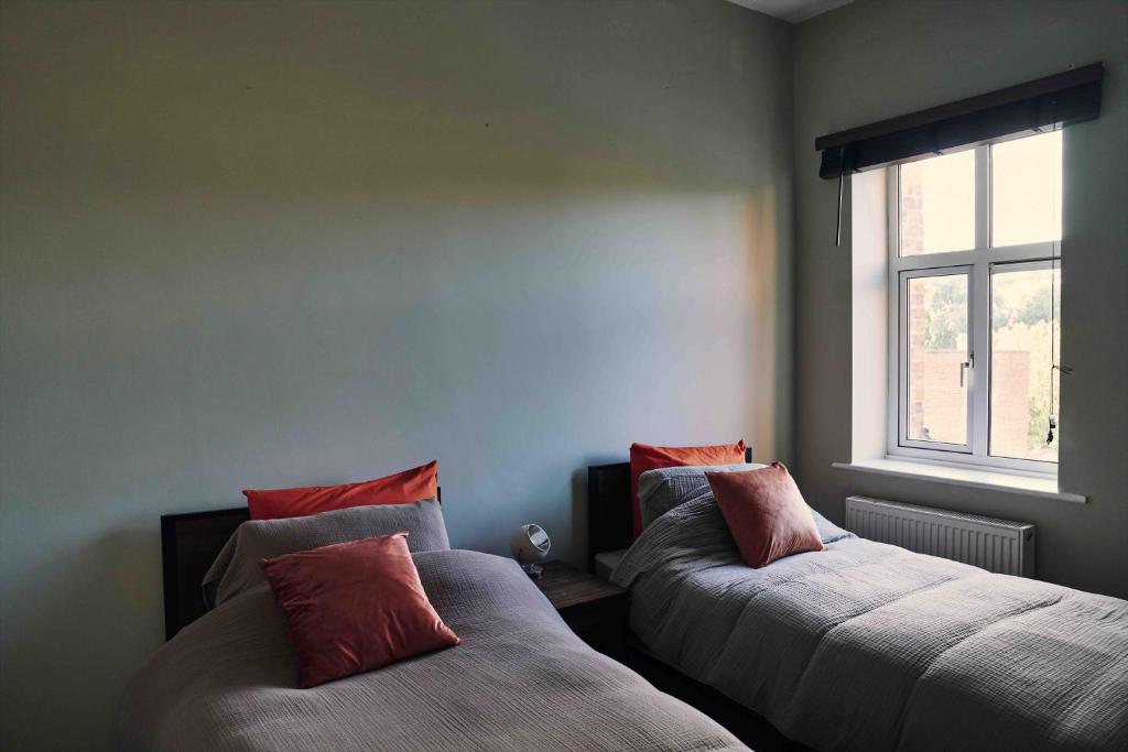 Mid-Century apartment in the heart of Stroud - Apartamento De Dos Dormitorios