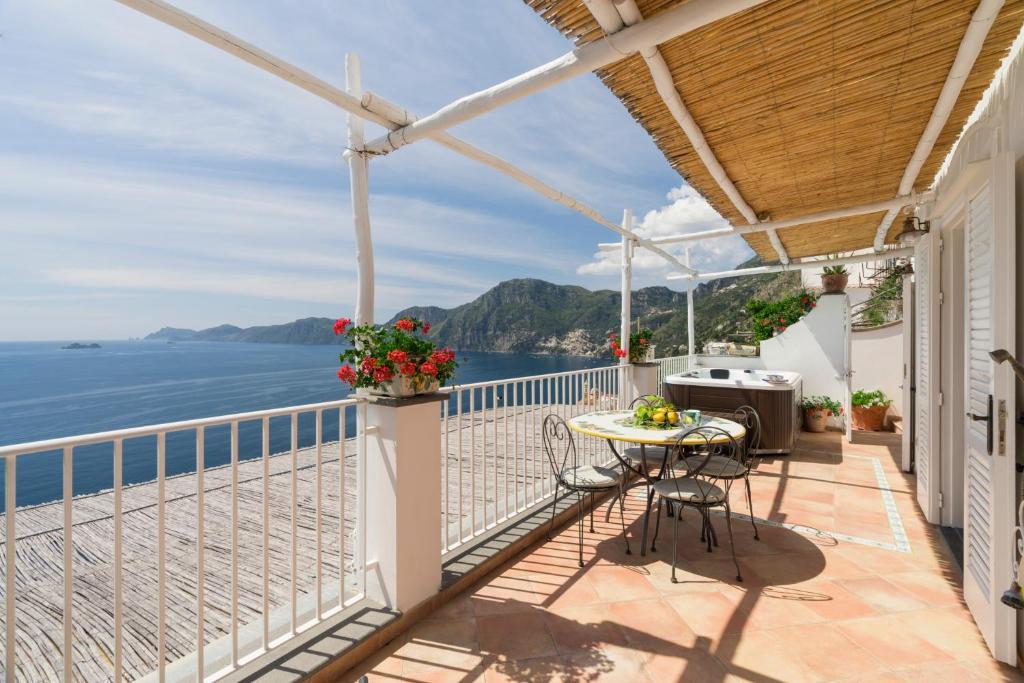 Calante Luna - Apartamento De 2 Quartos Com Terraço E Vista Mar