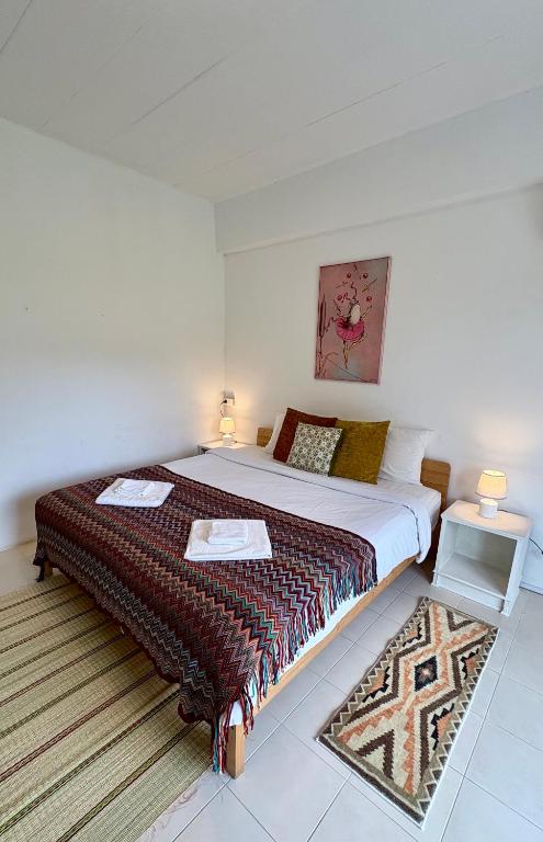 Holiday House Kata & Karon Phuket Hotel - Resim 20