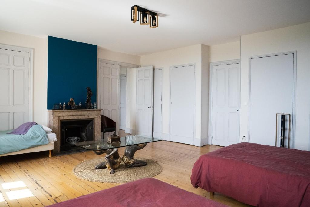 Château des Faugs - Junior Suite With Mountain View