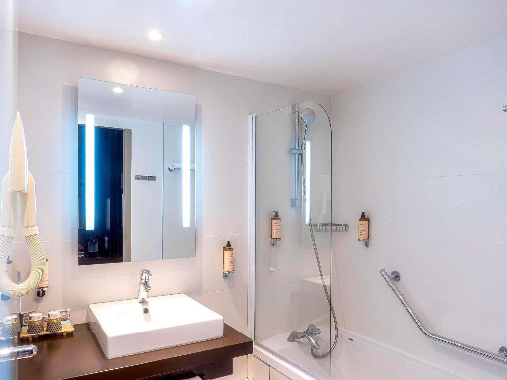 Mercure Paris Montmartre Sacré Coeur - Resim 23