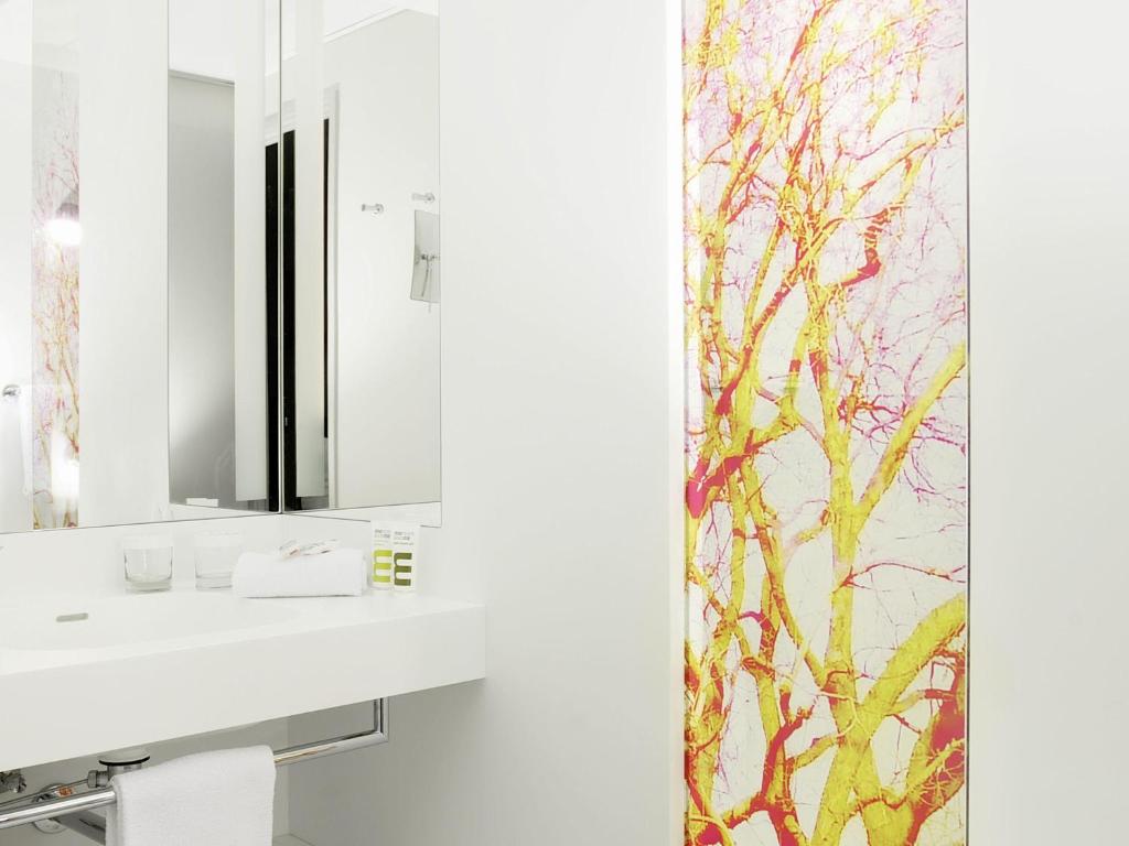 Mercure Paris Montmartre Sacré Coeur - Resim 27