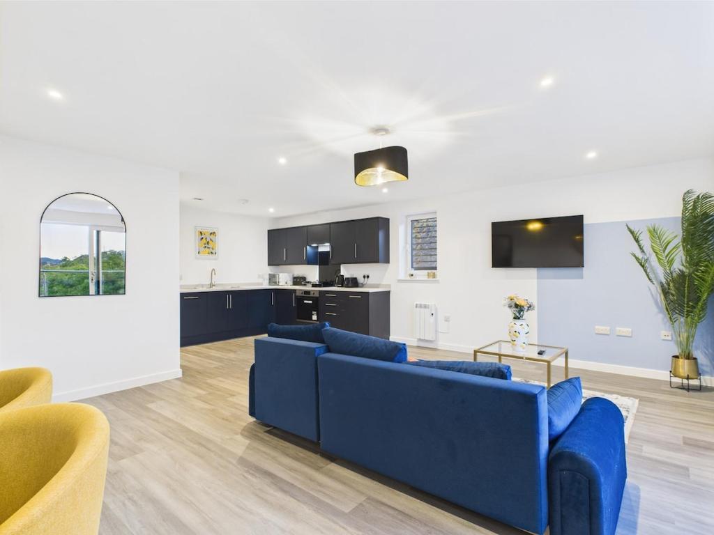 Μια τηλεόραση ή/και κέντρο ψυχαγωγίας στο Relaxing Cooden Escape Stylish 3 Bed Flat