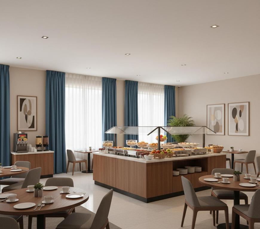 Un restaurante con mesas y sillas y un buffet. en Diyal Alina Apart, en Alejandreta