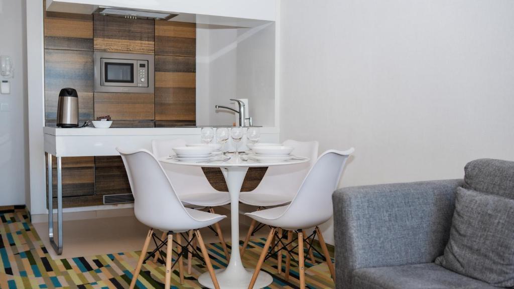 Kuchyň nebo kuchyňský kout v ubytování VacationClub - Baltic Park Molo Apartament D106