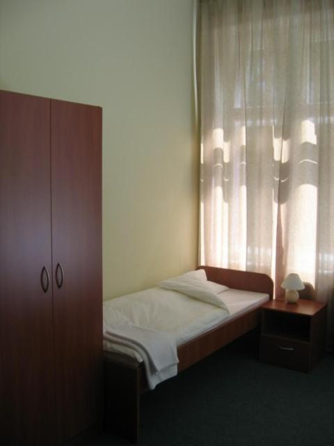 Linat Orchim Dom Goscinny - Resim 2