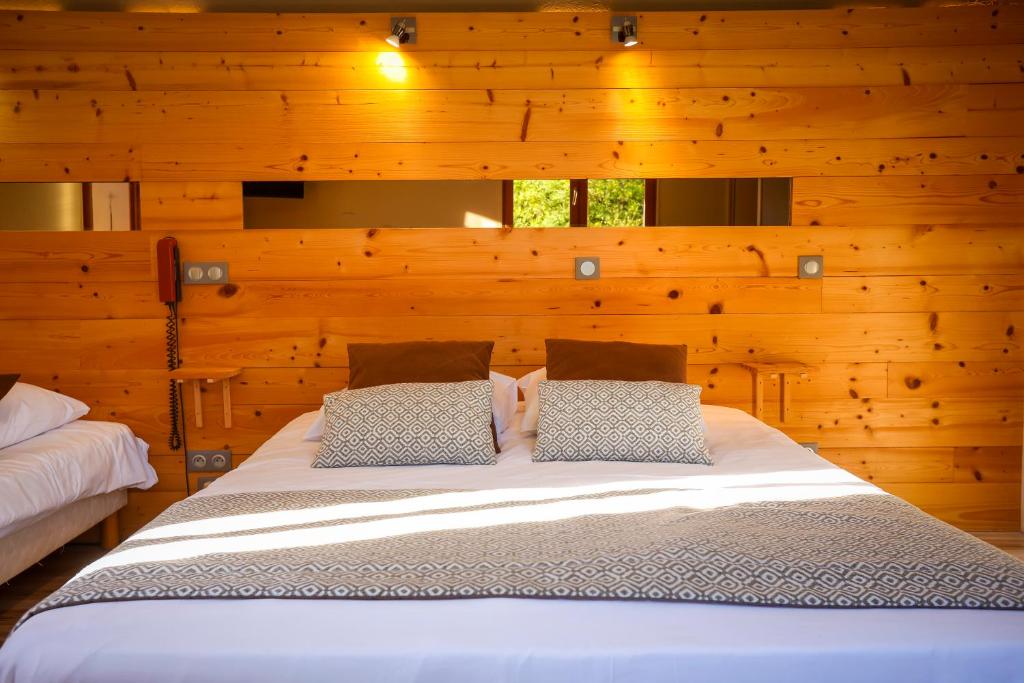 Logis Hôtel Au Gai Soleil du Mont-Aiguille - Habitación Triple