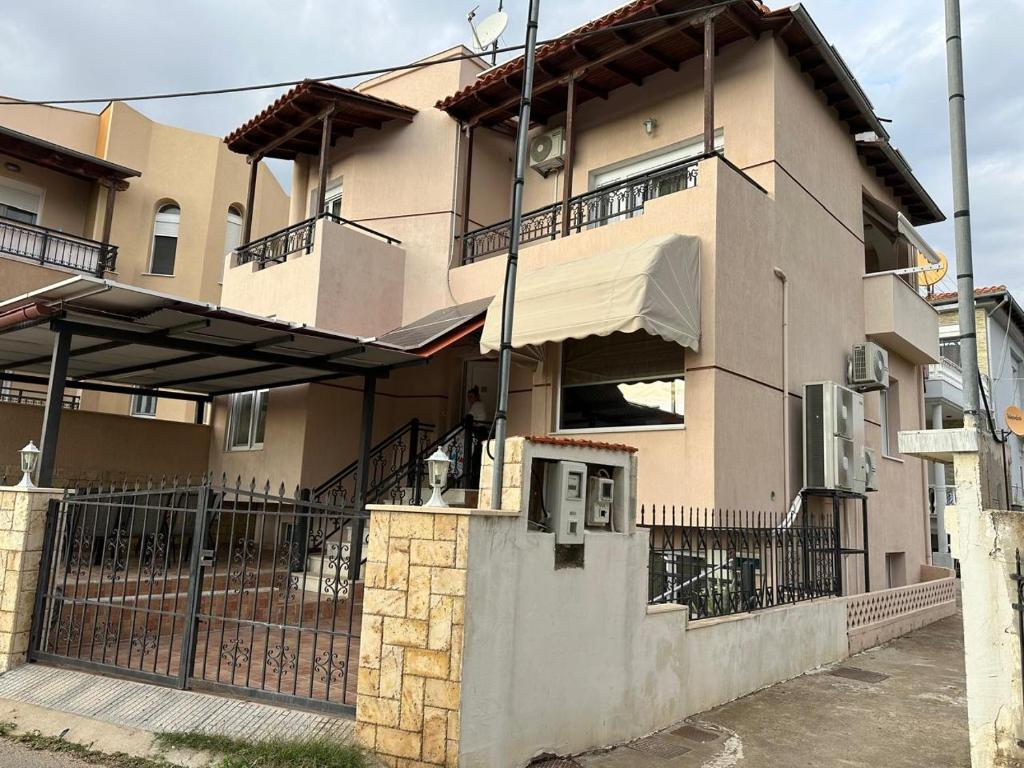 Advace Real Estate 7, Palayía (aktualisierte Preise für 2026)
