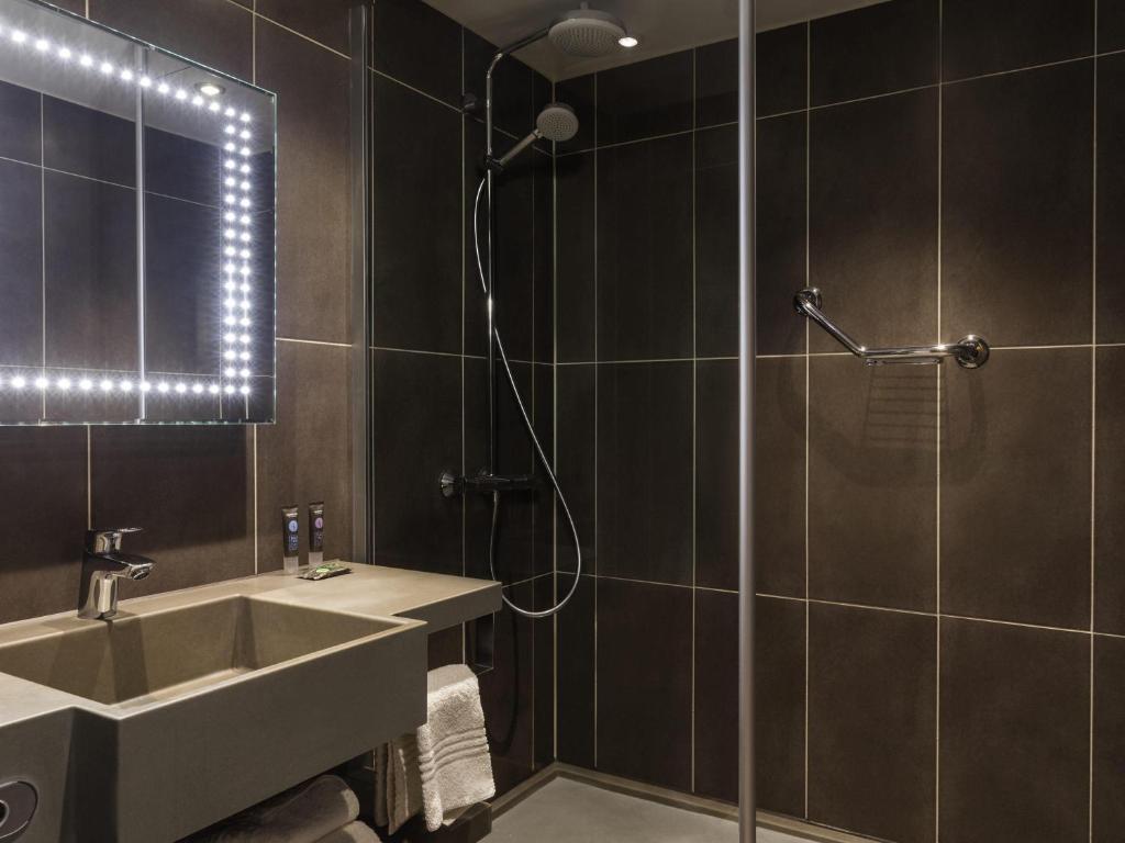 Novotel Coventry - Resim 15