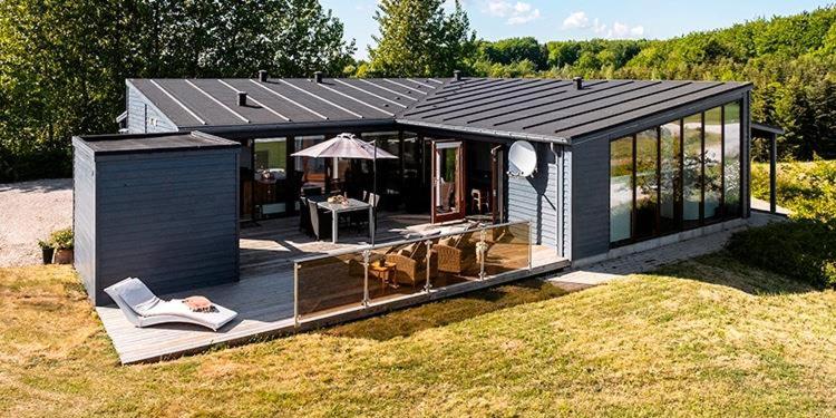 Zahrada ubytování Luksussommerhus På Langeland Med Havudsigt!