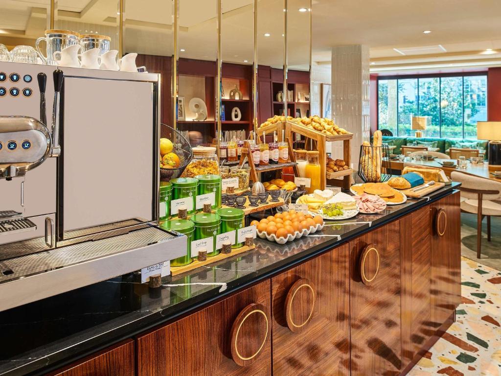 Mercure Paris Butte Montmartre Basilique - Resim 7