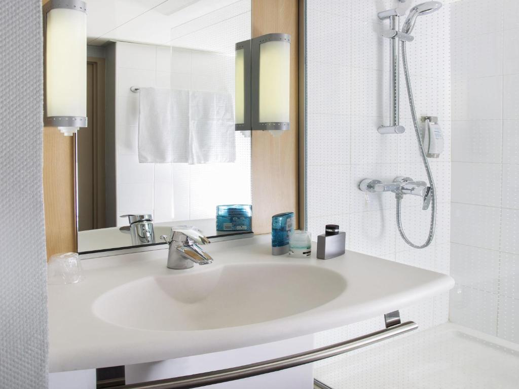 ibis Lyon Gerland Musée des Confluences - Resim 16