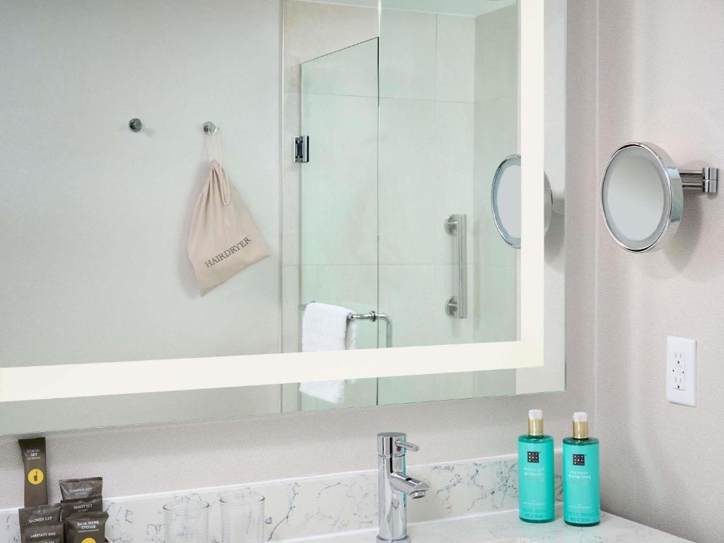 The Novotel Toronto Centre - Resim 33