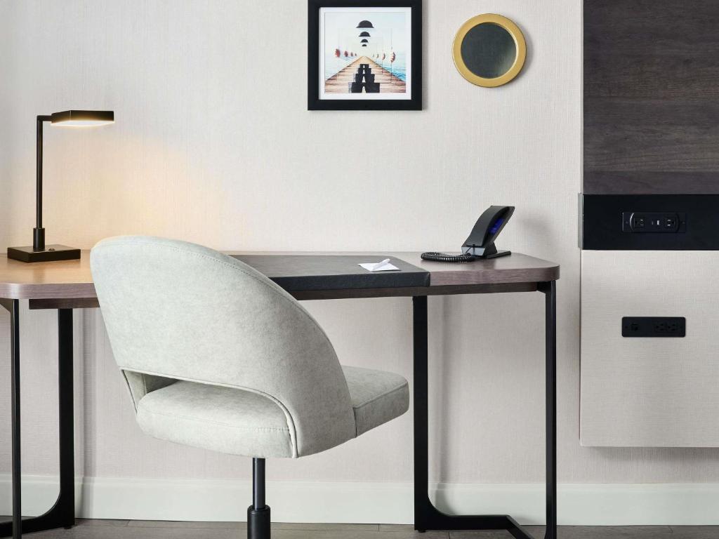 The Novotel Toronto Centre - Resim 35