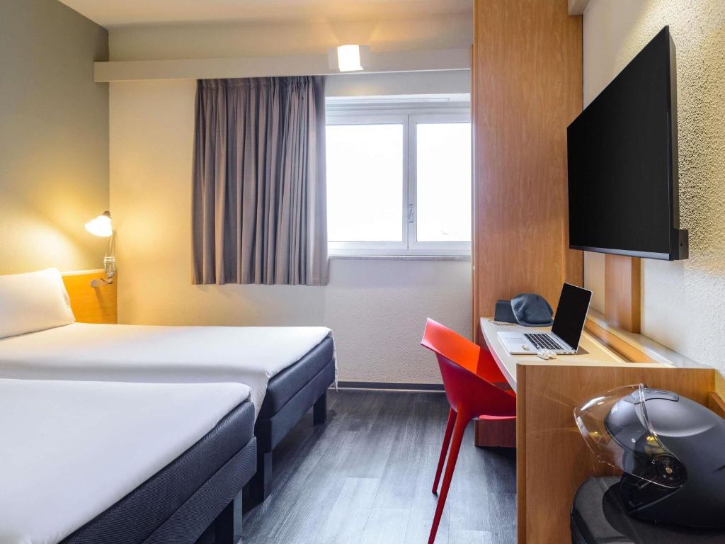 Ibis Milano Centro - Resim 25