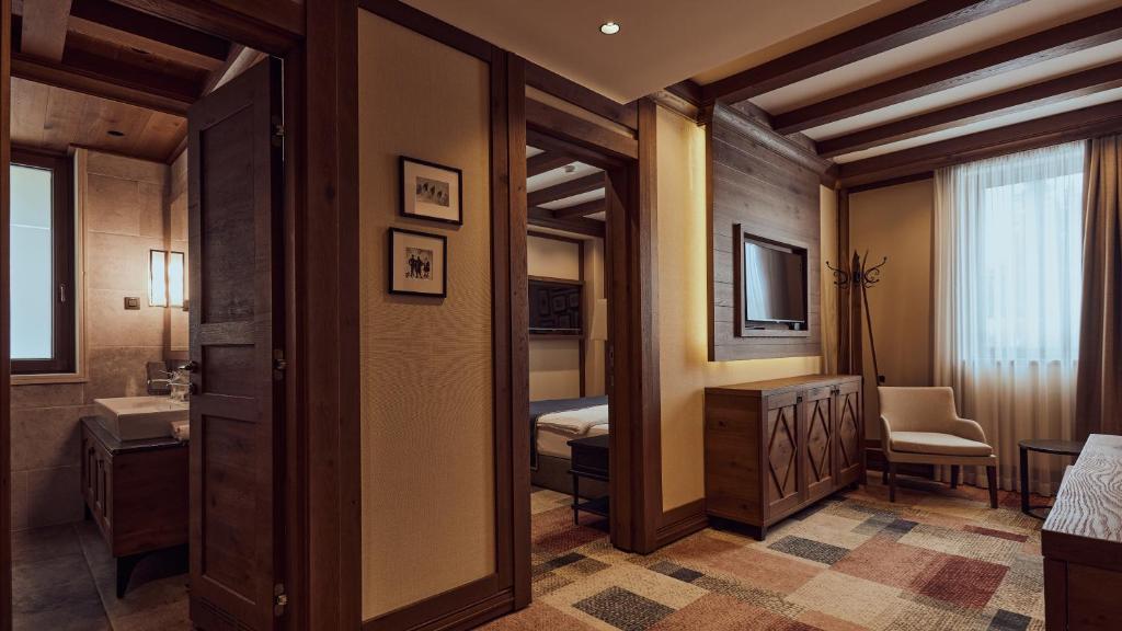 Grey Family Hotel - Deluxe Apartment