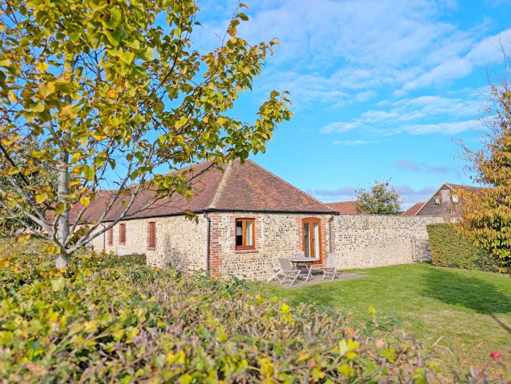 a view of the cottage from the garden at The Run, West Lavant in Chichester