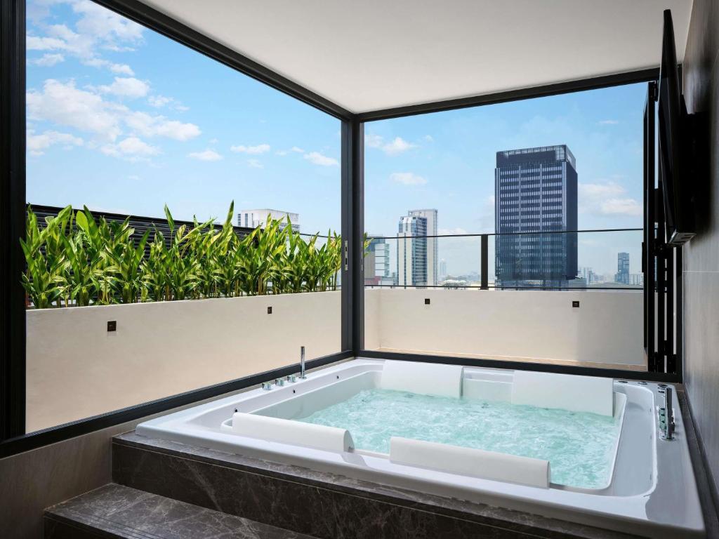 Novotel Bangkok on Siam Square - Resim 9